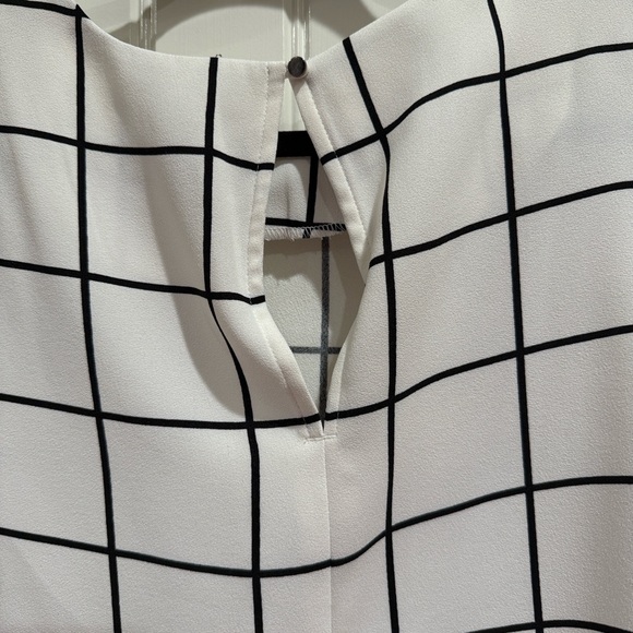 Windowpane top - Picture 6 of 6